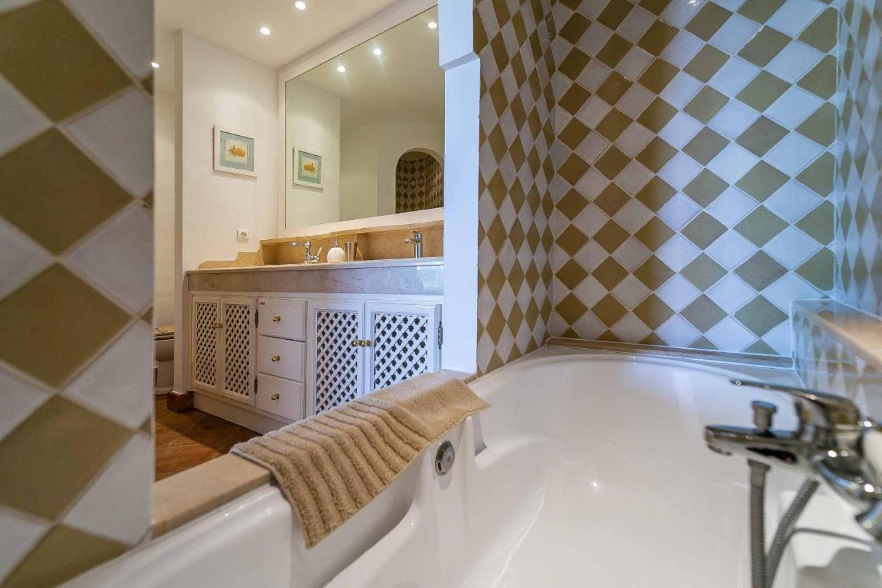 Sur Suites Miraflores Sitio de Calahonda エクステリア 写真